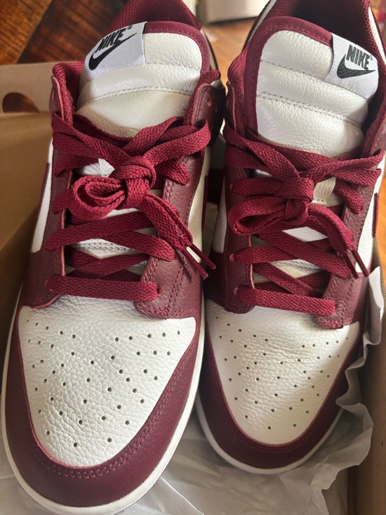 NEW Nike Dunks - Picture 6 of 6